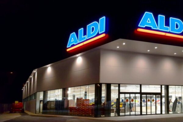 Dinámica Construcción lleva a cabo la reforma del supermercado de la cadena ALDI ubicado en Landaben en Pamplona