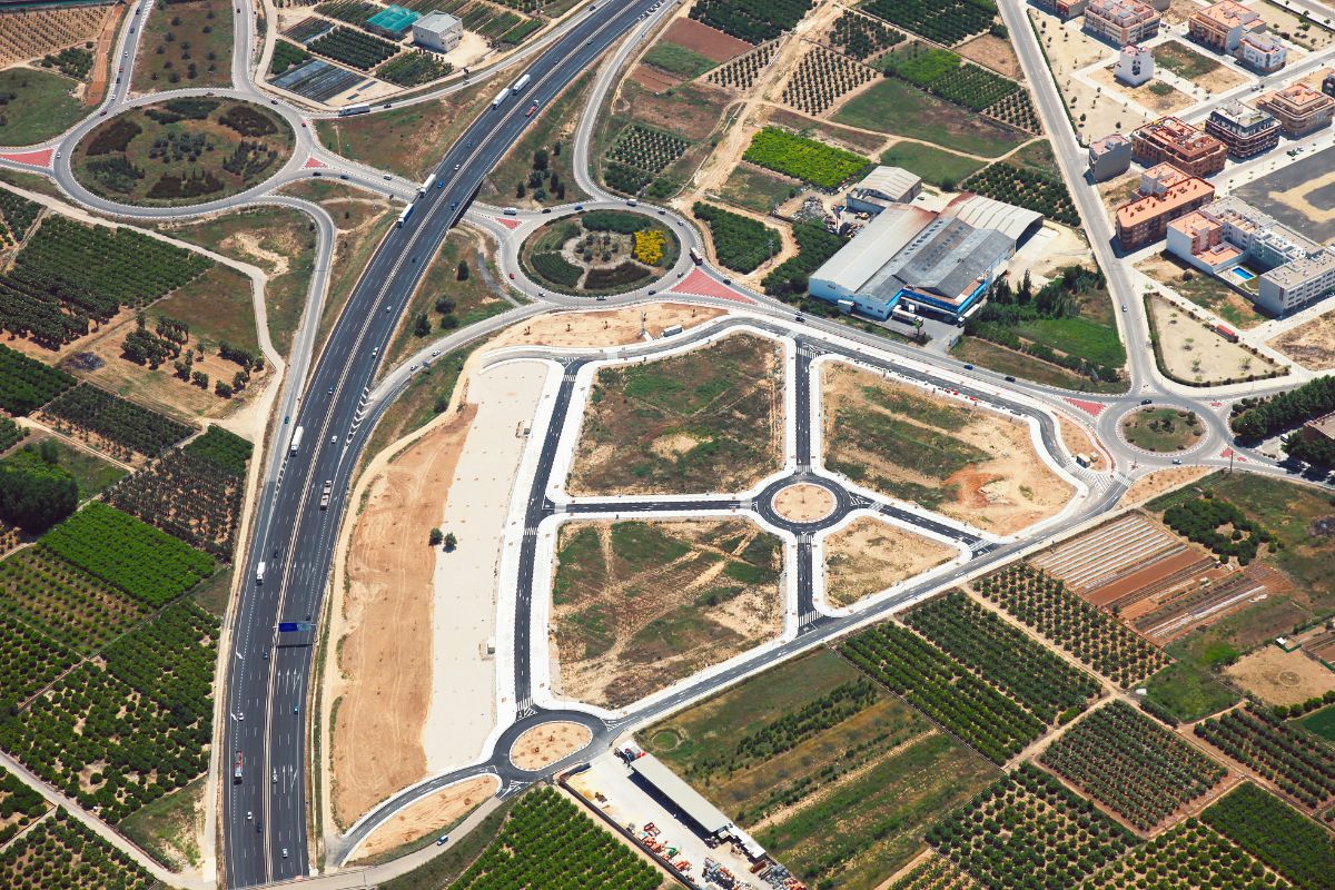 Dinámica Construcción lleva a cabo la construcción de urbanización ubicada en l'Alcúdia, Valencia